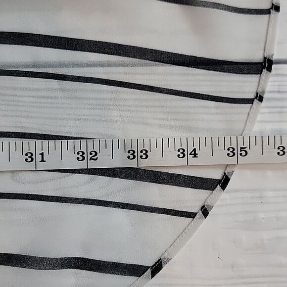 White House Black Market Striped Long Sleeve Draped Top Womens Size 8 - Picture 13 of 14